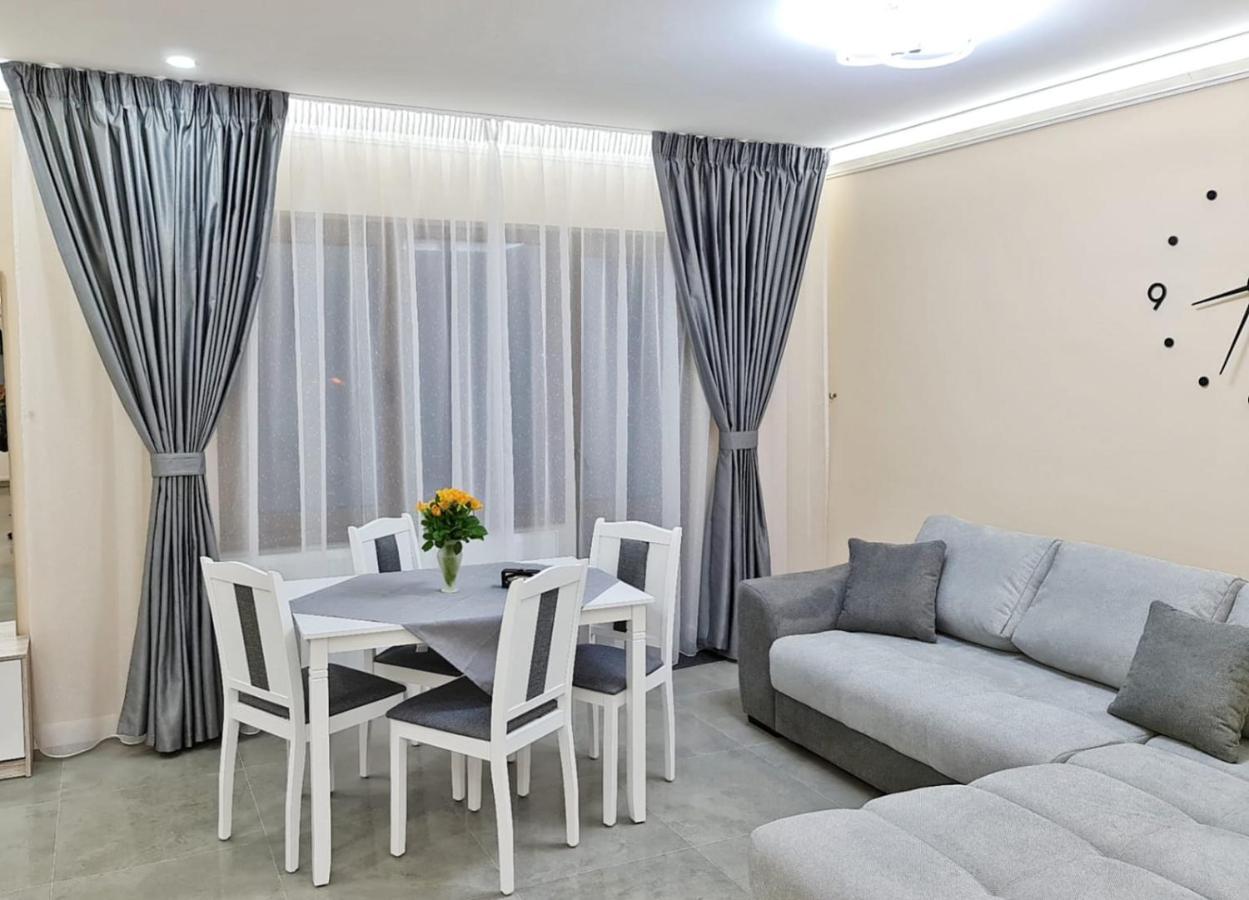 Apartament Lexannona Busteni ,lângă Pârtia Kalinderu Exterior foto